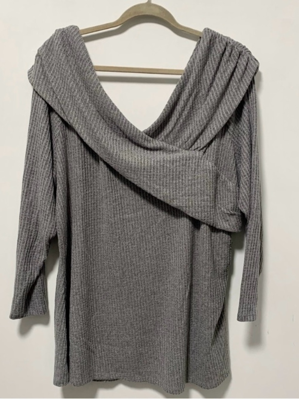Cozy Ribbed Off-Shoulder Sweater Top - Gray